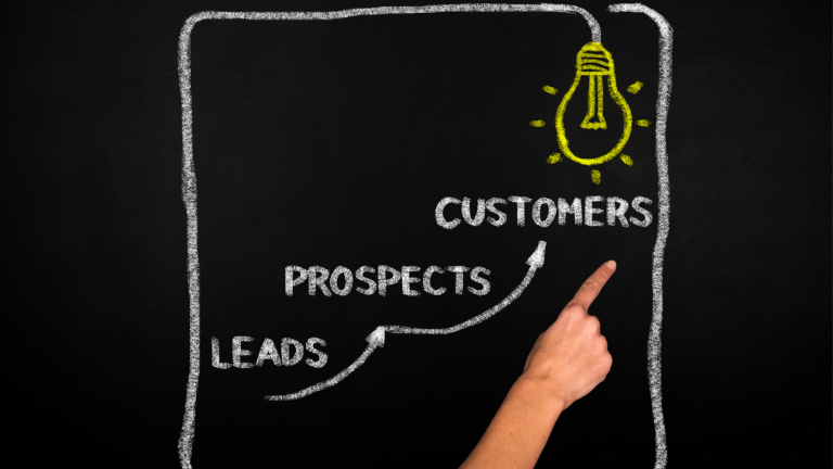Lead Management im Vertrieb: Von der Akquise bis zur Konversion